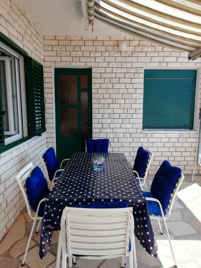 Apartment Zdene Рогозница Екстериор снимка