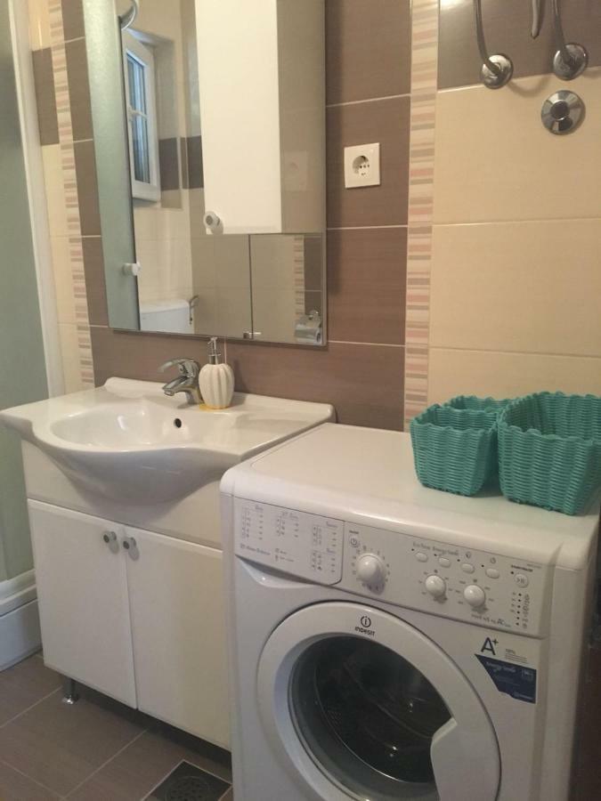 Apartment Zdene Рогозница Екстериор снимка